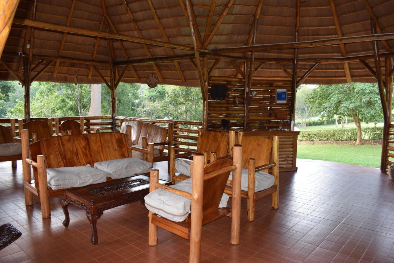 Kibale Guest Cottages Fort Portal Exterior foto