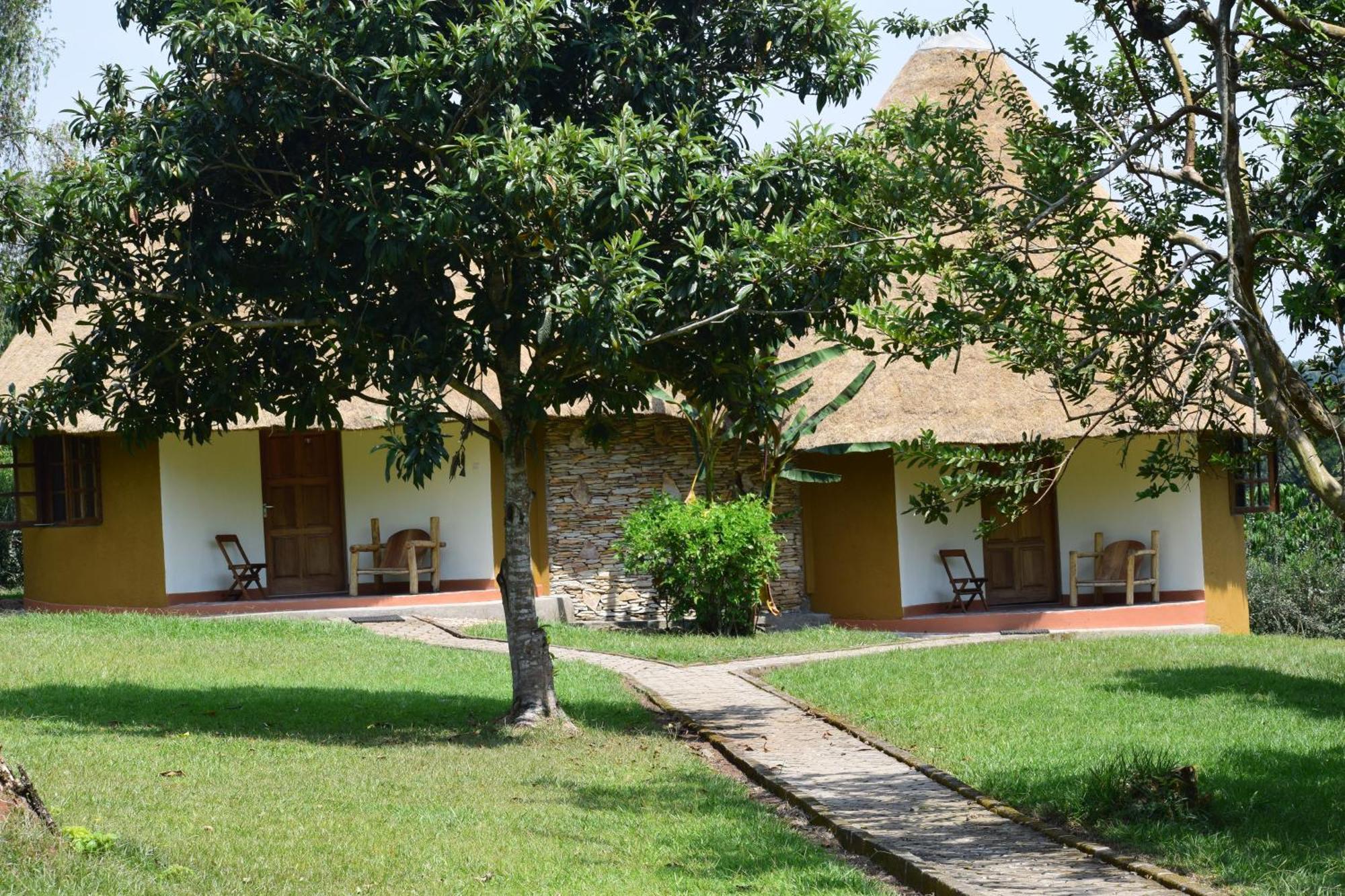 Kibale Guest Cottages Fort Portal Exterior foto